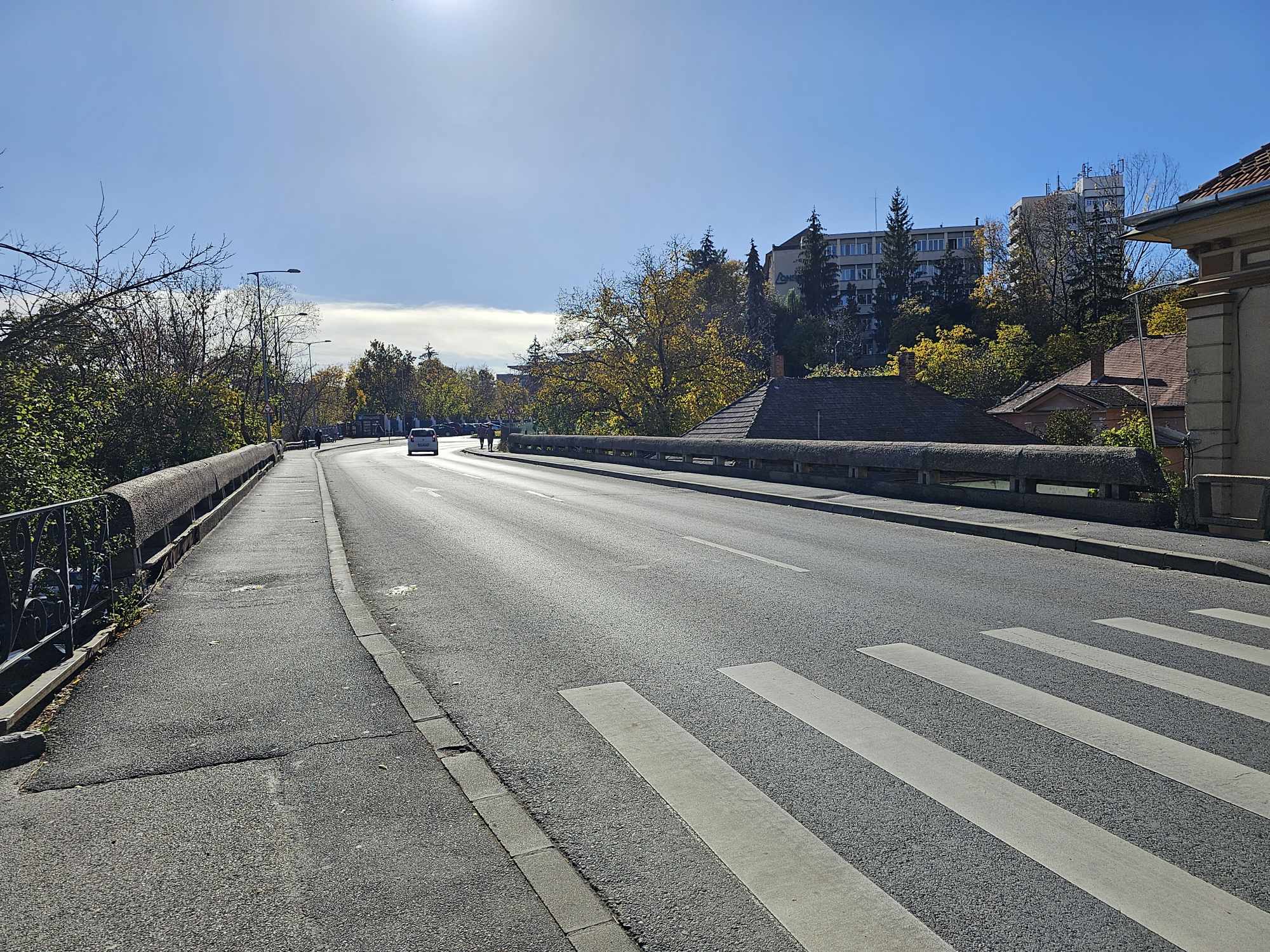 Kezdődnek a Gábor Áron utcai hídkorlátok felújítási munkálatai!