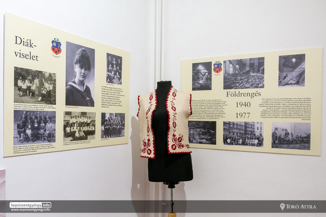 Mikó 160 iskolatörténeti kiállítás