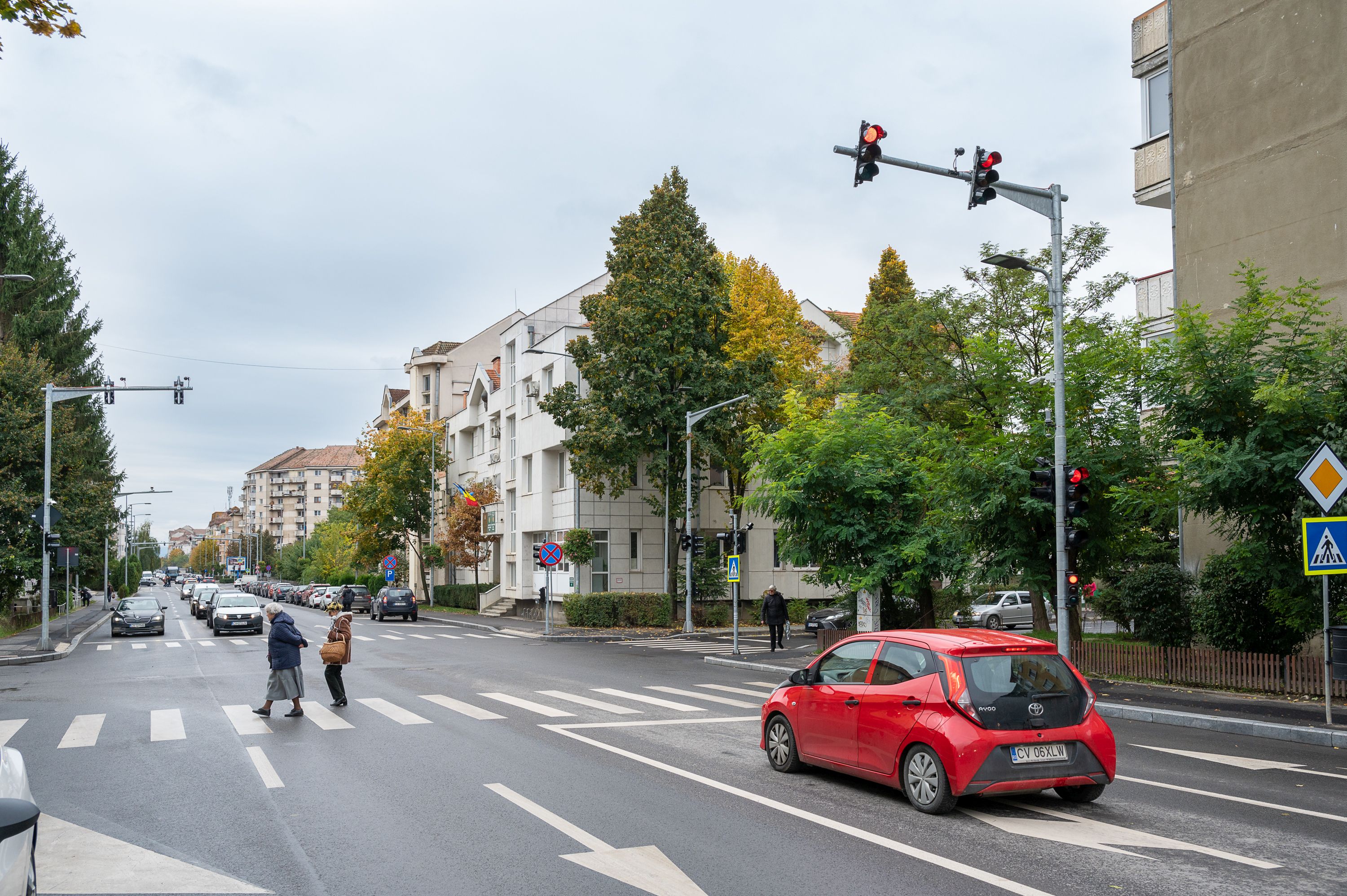 Változik a jelzőlámpák működése a forgalom gördülékenyebb áramlása érdekében Változik a jelzőlámpák működése a forgalom gördülékenyebb áramlása érdekében