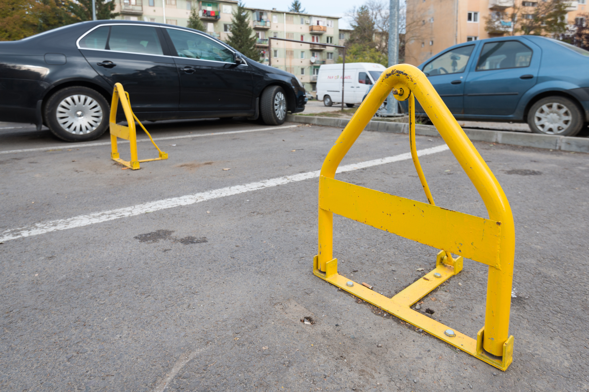 Közeledik a határidő a lakónegyedi parkolóhelyek bérének befizetésére