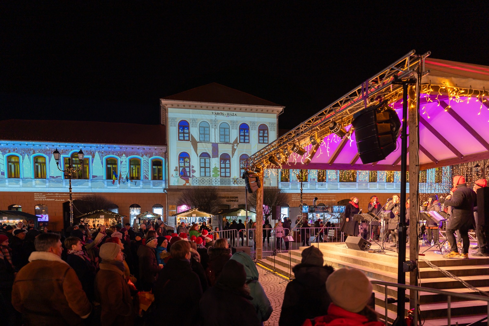 A Karácsonyi Vásár programja Sepsiszentgyörgyön A Karácsonyi Vásár programja Sepsiszentgyörgyön